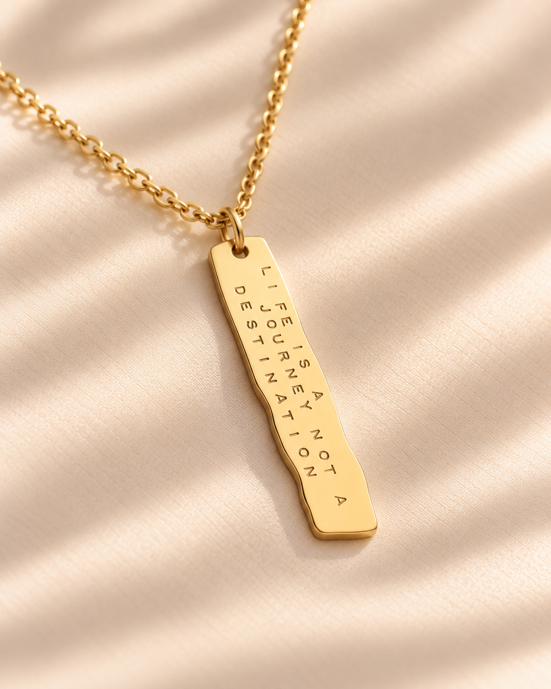 Gold Plated - Detail
