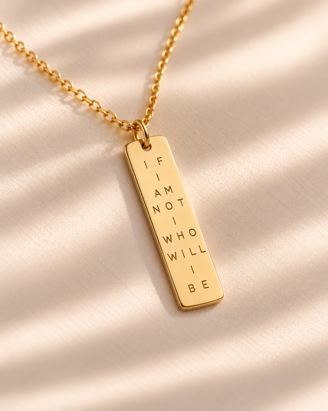 Gold Plated - Detail
