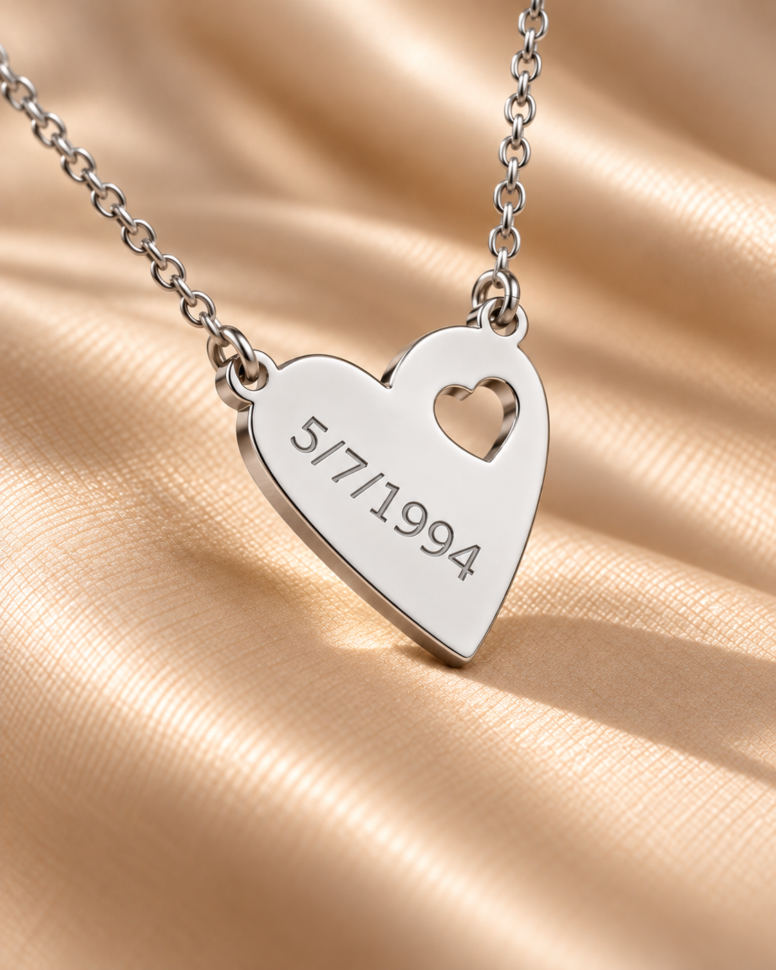 Silver Plated - Detail
