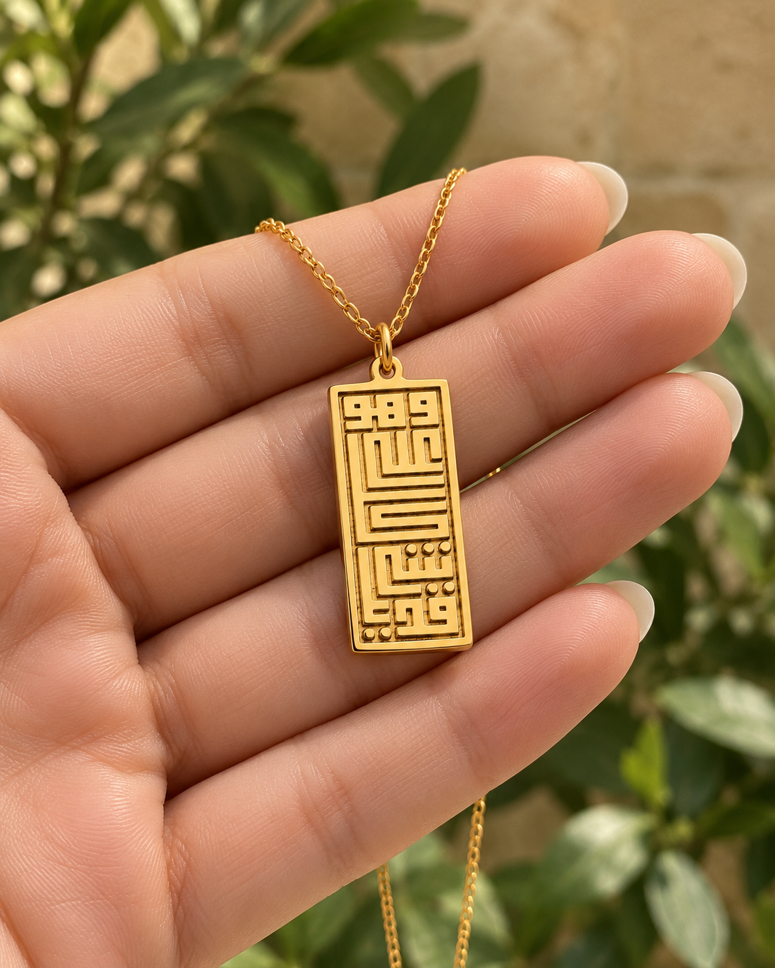 Gold Plated - Lifestyle
