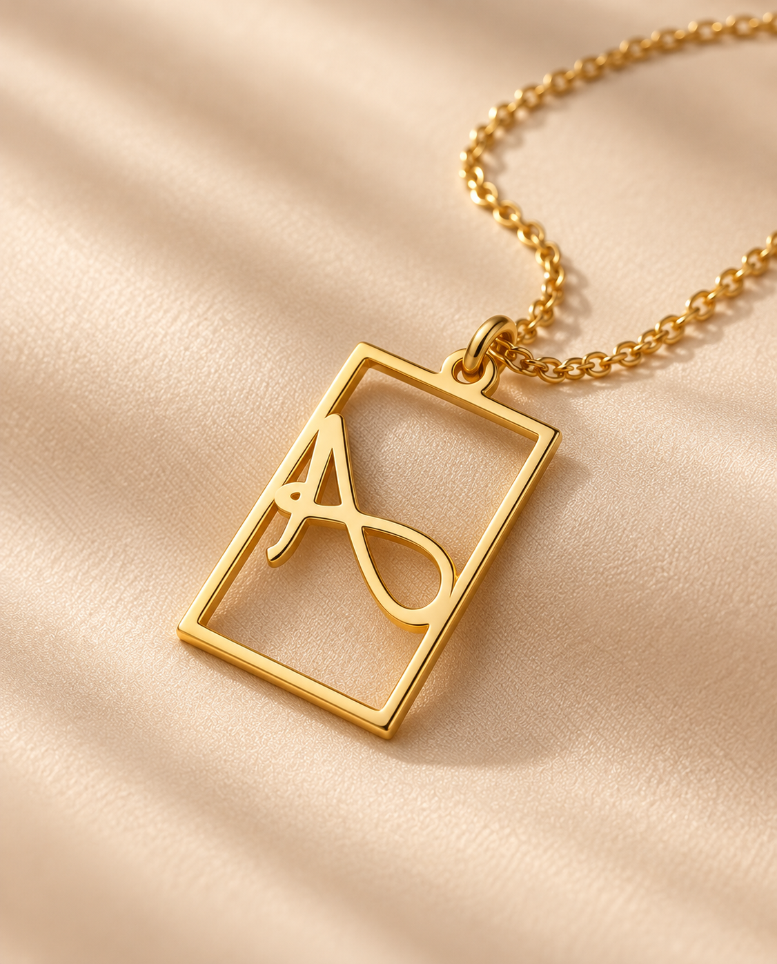 Gold Plated - Detail

