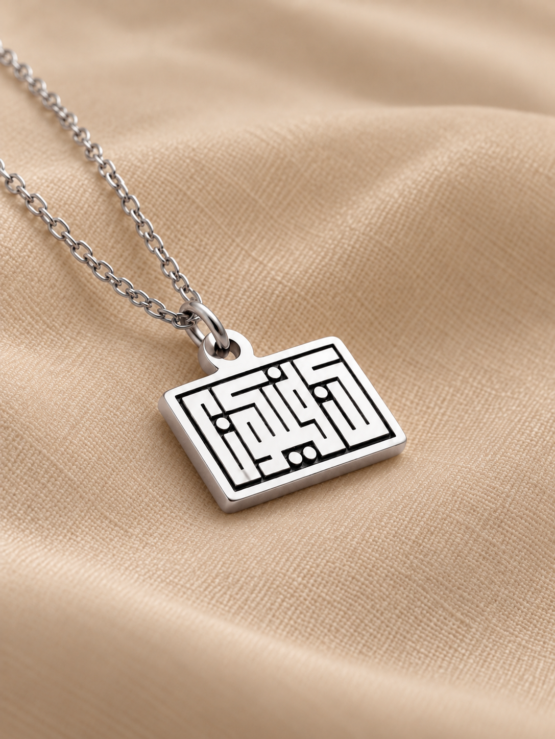 Silver Plated - Detail

