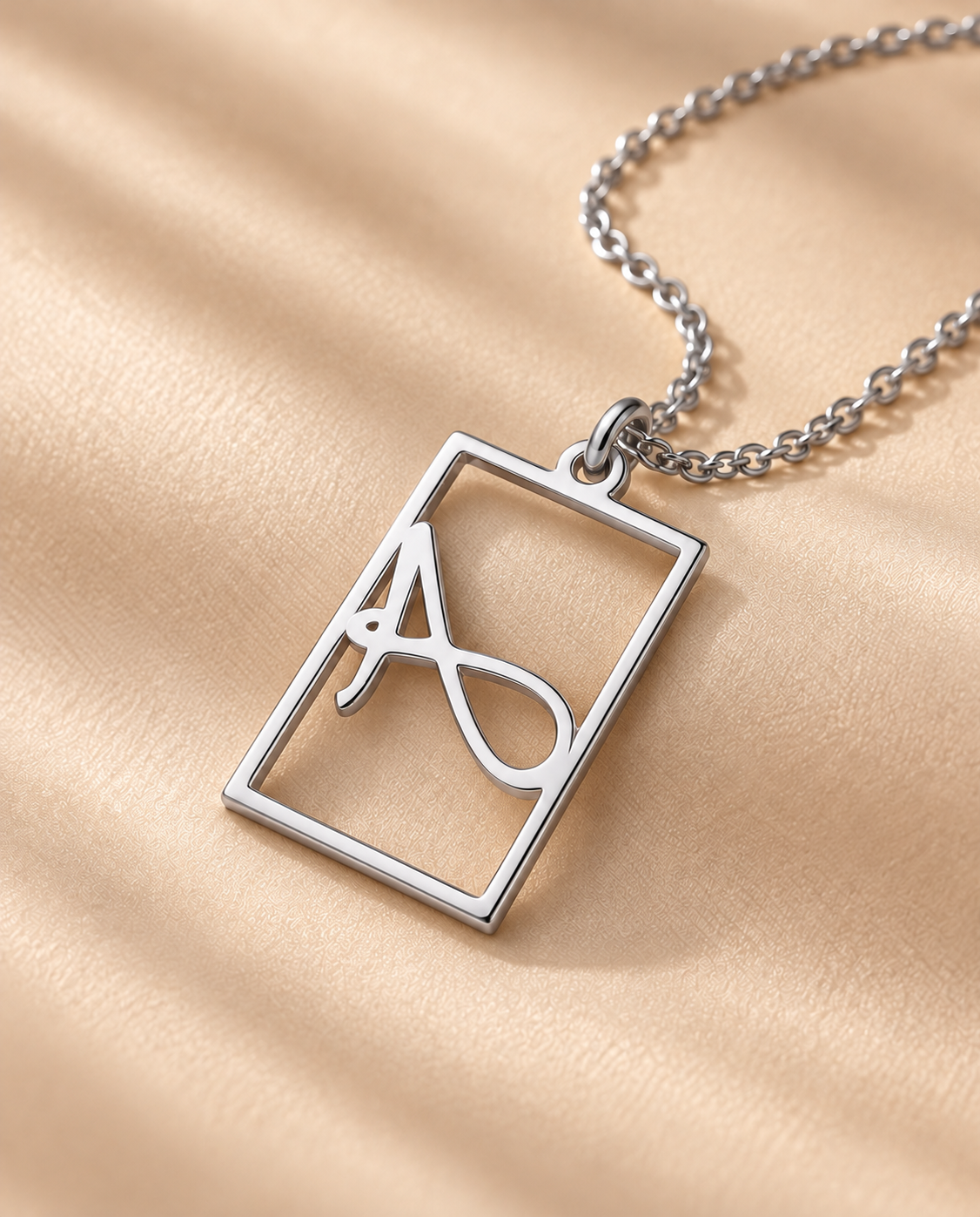 Silver Plated - Detail
